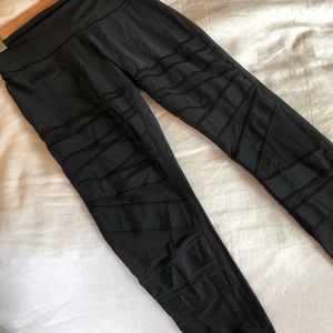 Lululemon black leggings with cut out mesh detail